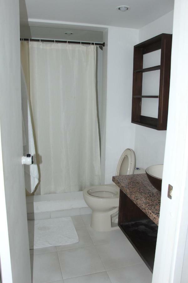 Apartamento En El Centro De San Andres Islas Con Vista Al Mar- Edificio Bay Point 703 Exterior foto